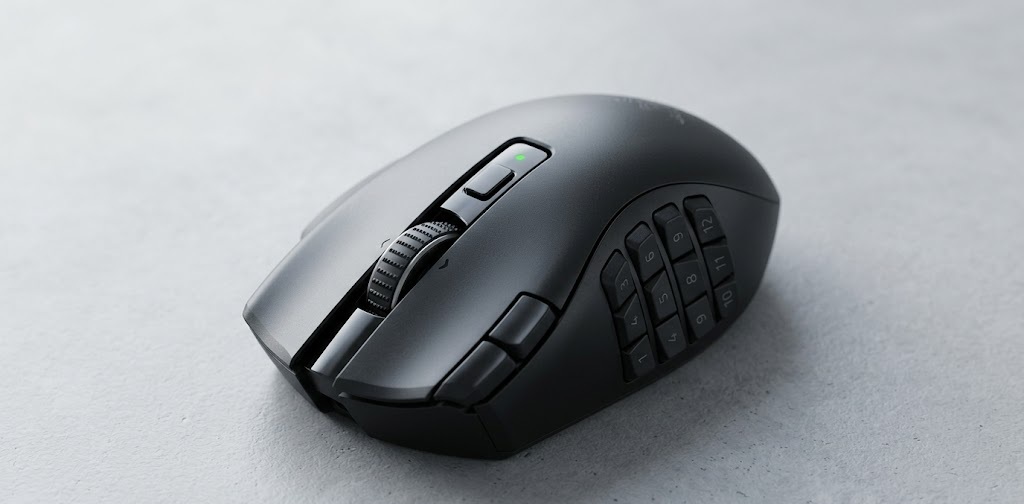 Razer Naga V2 HyperSpeed MMO gaming mouse for claw grip players